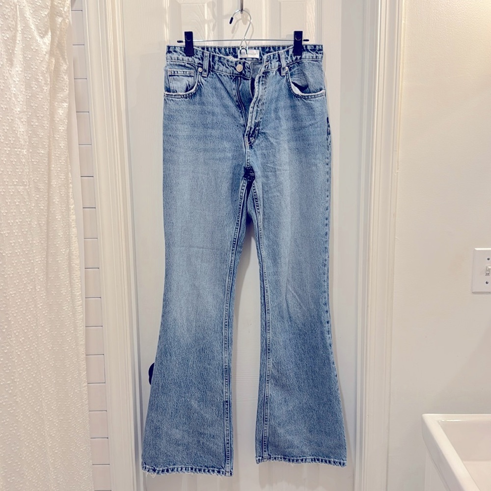 Zara Flared Blue Jeans